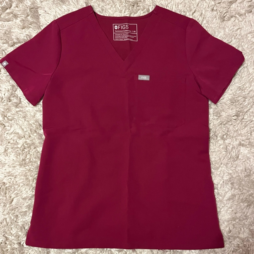 Figs Women's Dark Magenta One Pocket Scrub Top Size XS